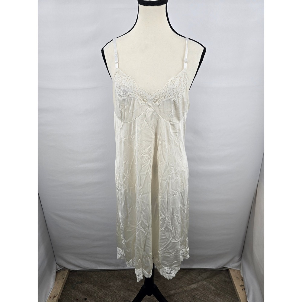 Adonna Vintage Cream Ivory Lace Trim Full Slip Lingerie Size 38 Made in USA
